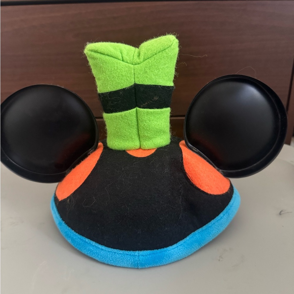 Goofy Disneyland Mickey ears - Picture 2 of 2